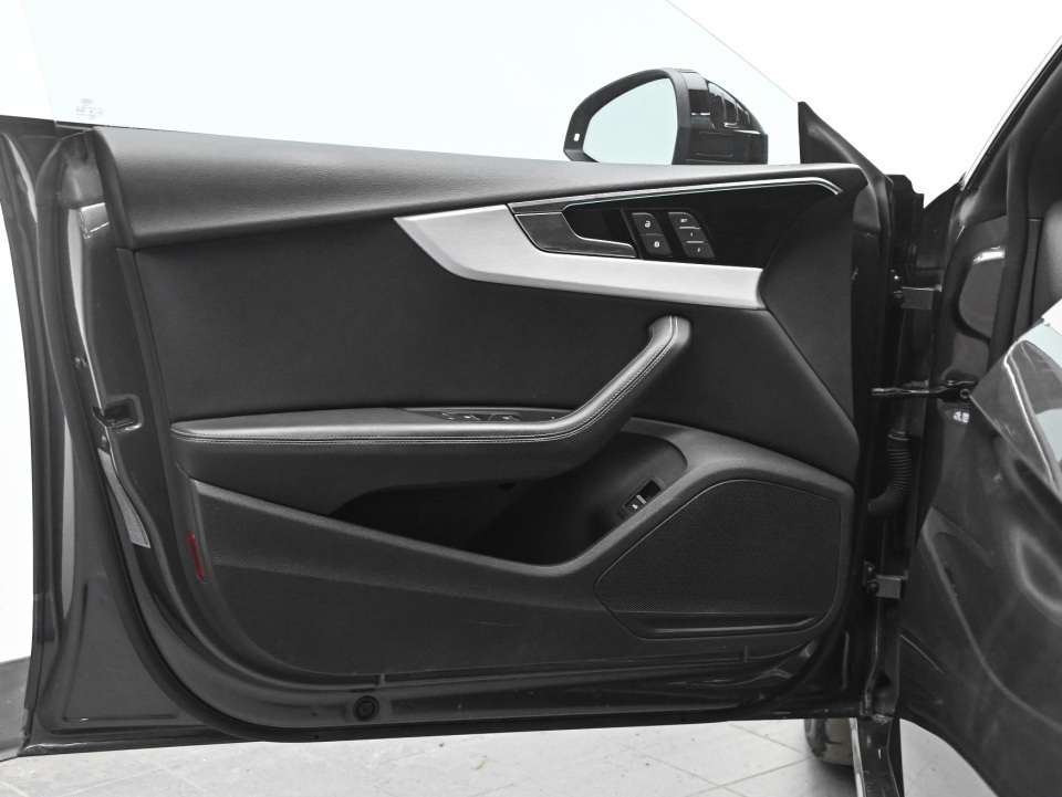 2023 Audi A5 2.0T PROGRESSIV QUATTRO //BLACK OPTICS// MOD&Egrav thumb 16