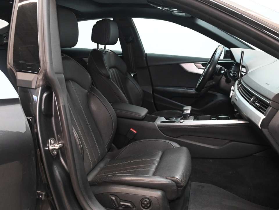 2023 Audi A5 2.0T PROGRESSIV QUATTRO //BLACK OPTICS// MOD&Egrav thumb 9