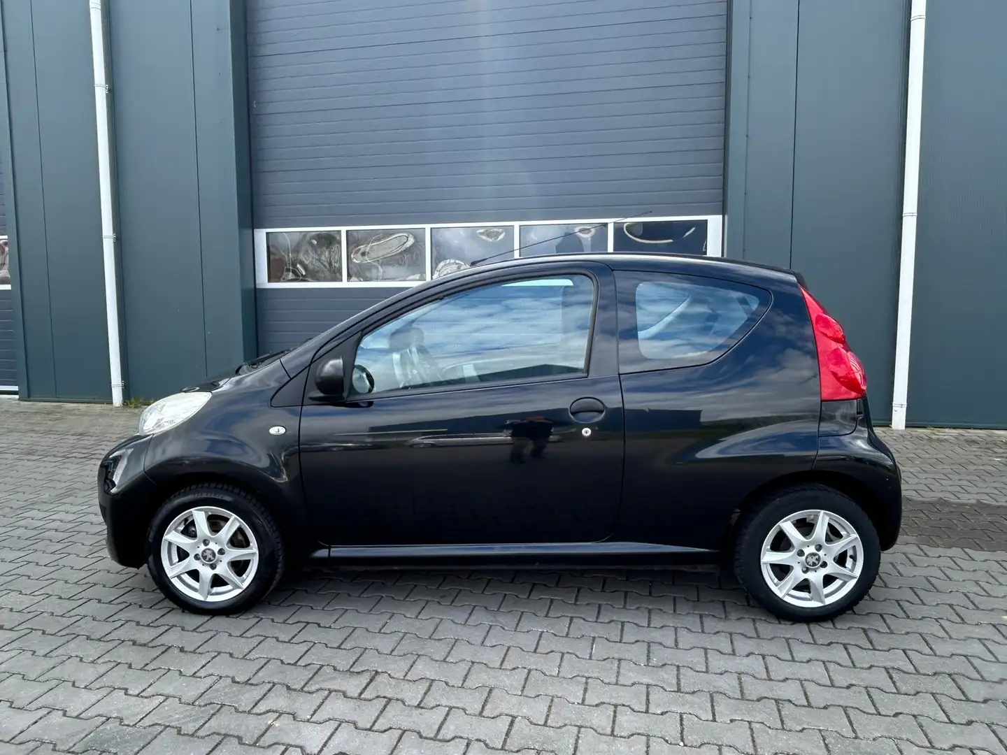 Peugeot 107 1.0-12V XR Airco Noir - 2