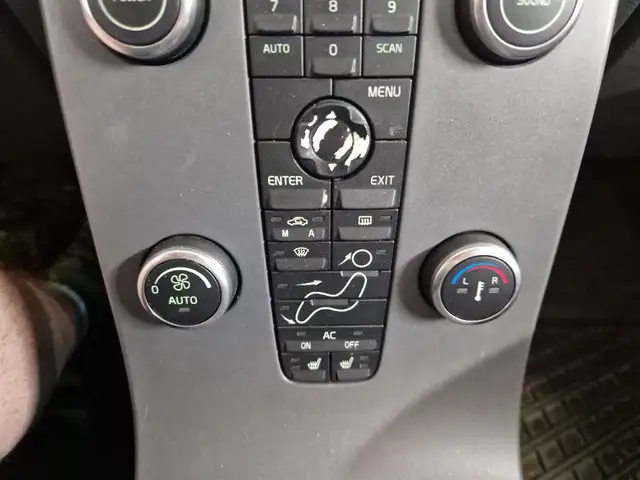 Volvo V50 view 12