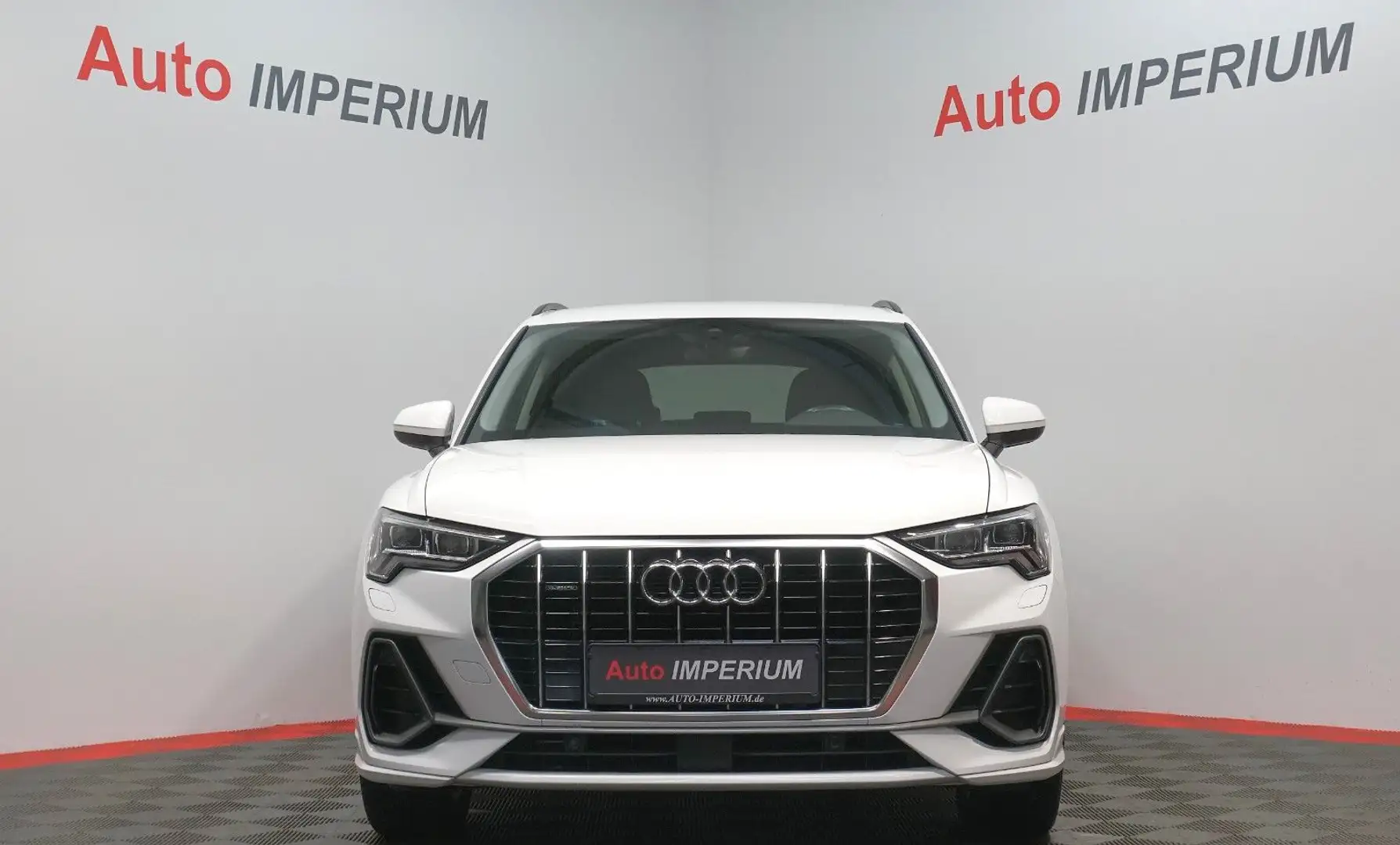 Audi Q3 40 TFSI quattro S line*TEM*RFK*ALC*MATRIX*AHK Weiß - 2