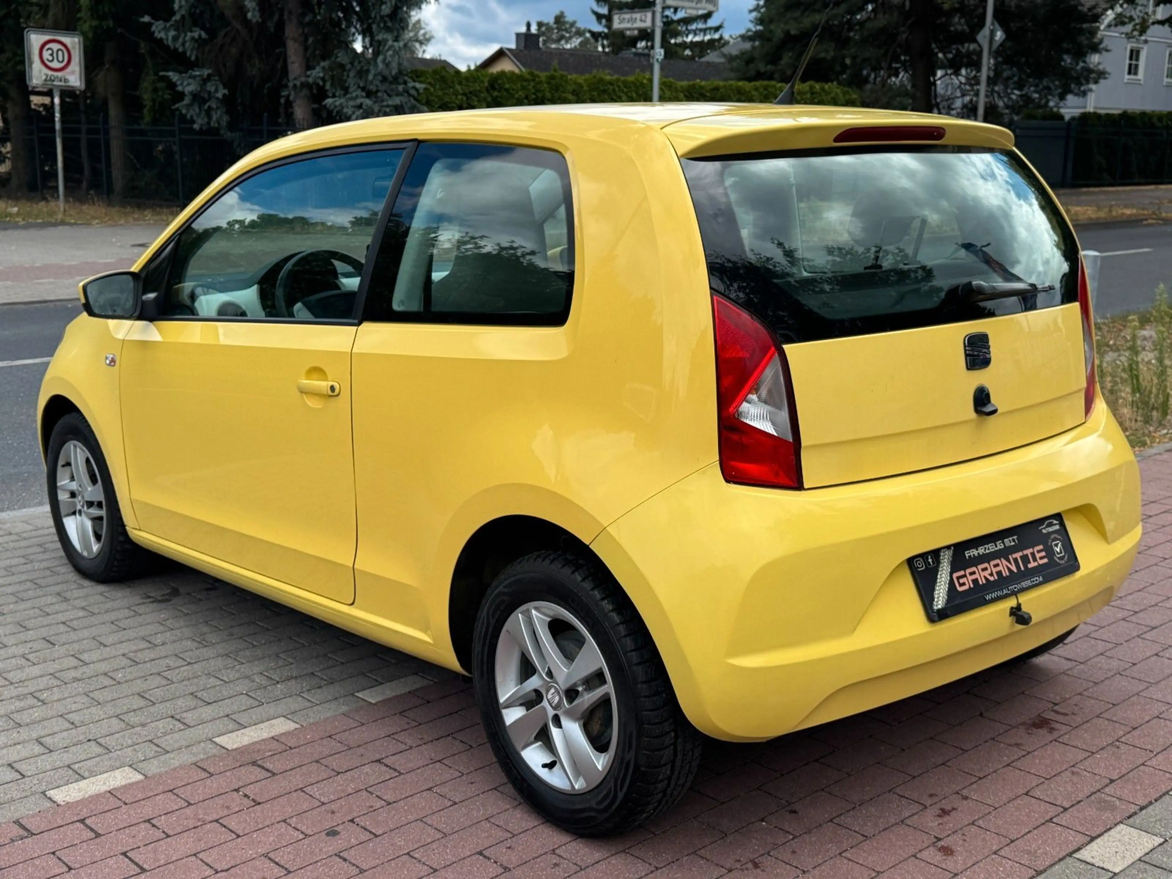 SEAT Mii Style Salsa*Automatik*Klima*CarPlay* — photo 6