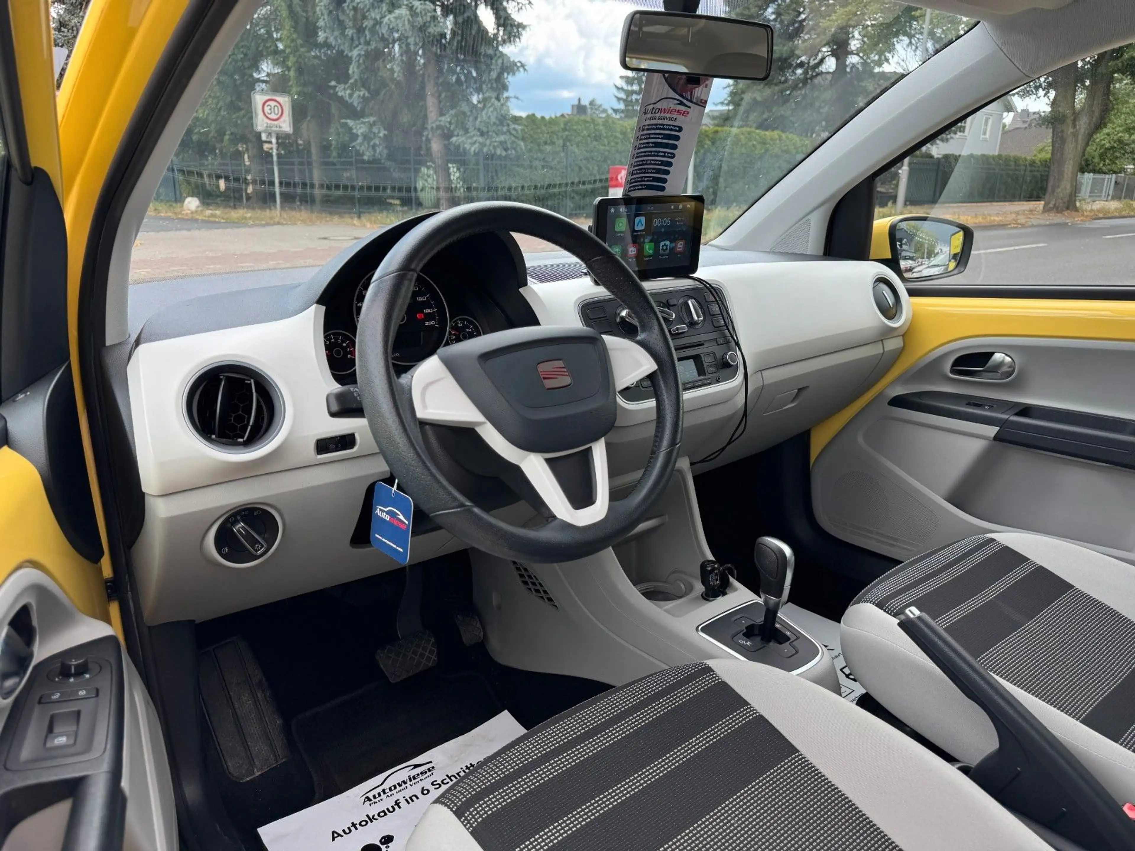 SEAT Mii Style Salsa*Automatik*Klima*CarPlay* — photo 14