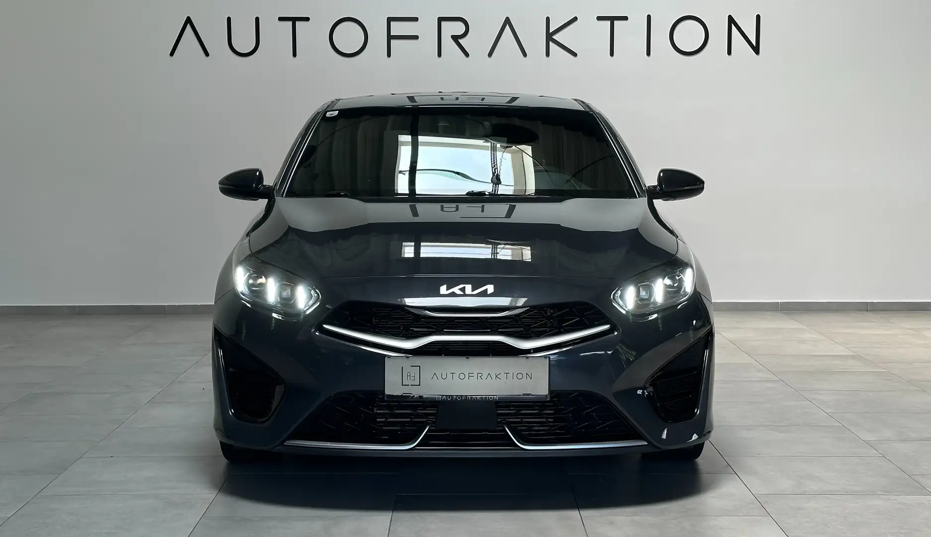 Kia ProCeed / pro_cee'd pro ceed 1,5 TGDI DCT GT-Line Grau - 2