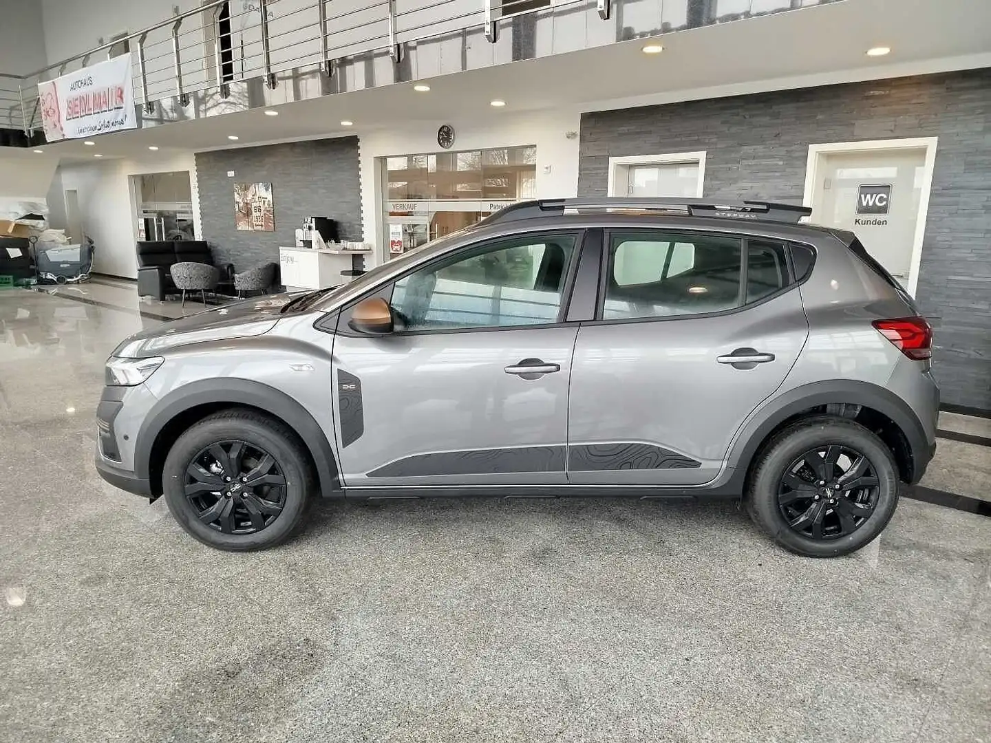Dacia Sandero Stepway Extreme TCe 110 SHZ/PDC V+H/KAMERA Grau - 2