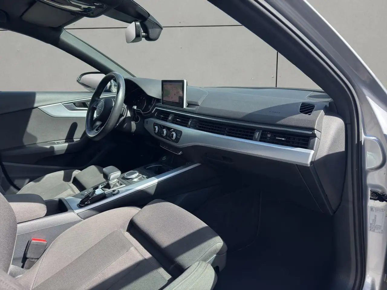 Audi A4 35 TDI sport S-line S-Tronic AHK ACC KAMRA, миниатюра 12