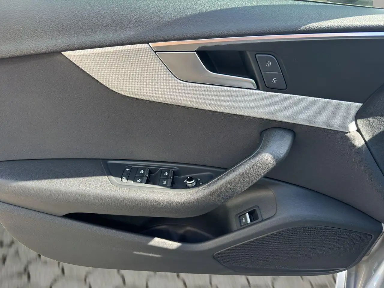 Audi A4 35 TDI sport S-line S-Tronic AHK ACC KAMRA, миниатюра 17