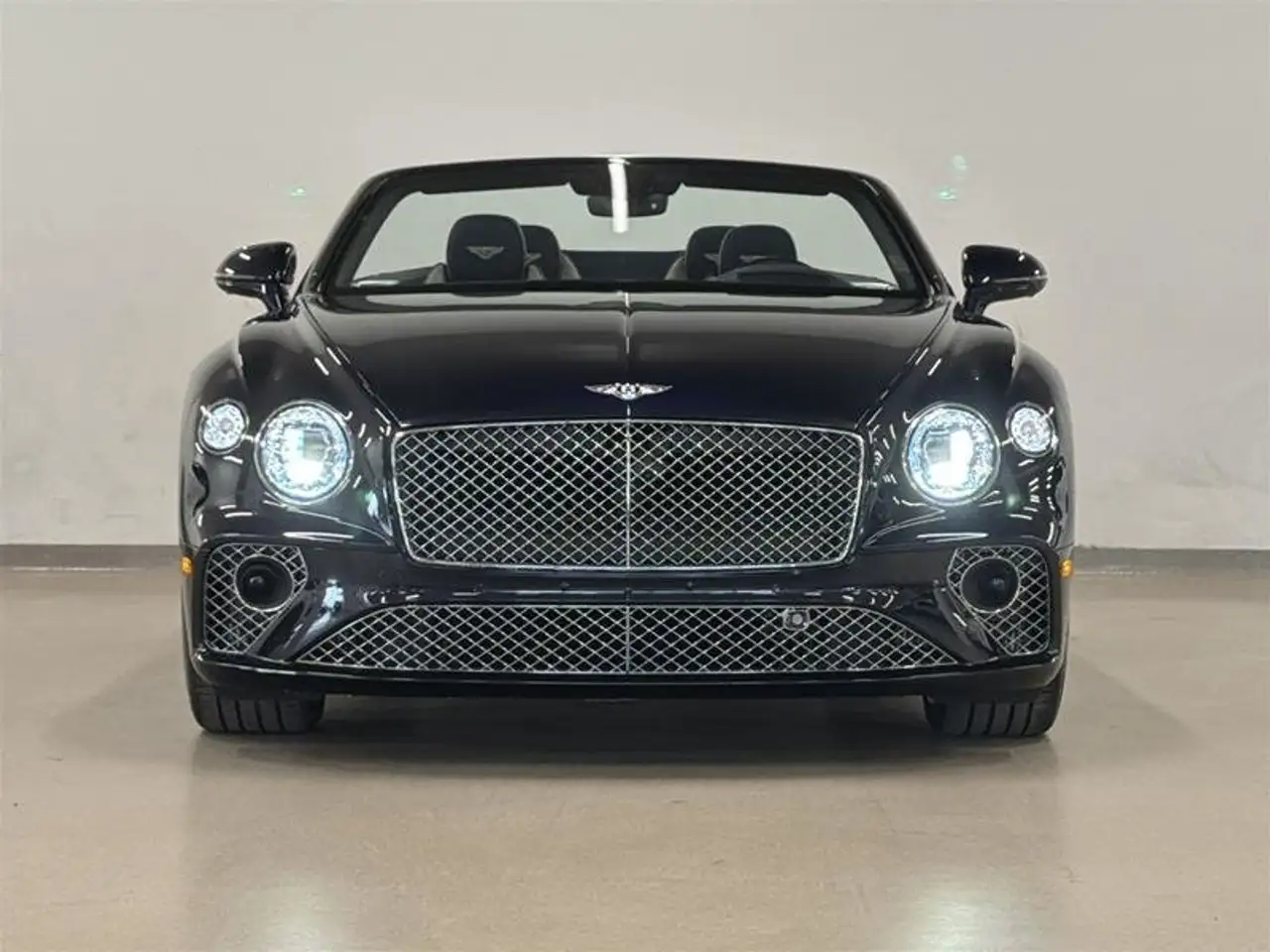 Bentley Continental GT снимка Bentley Continental GT