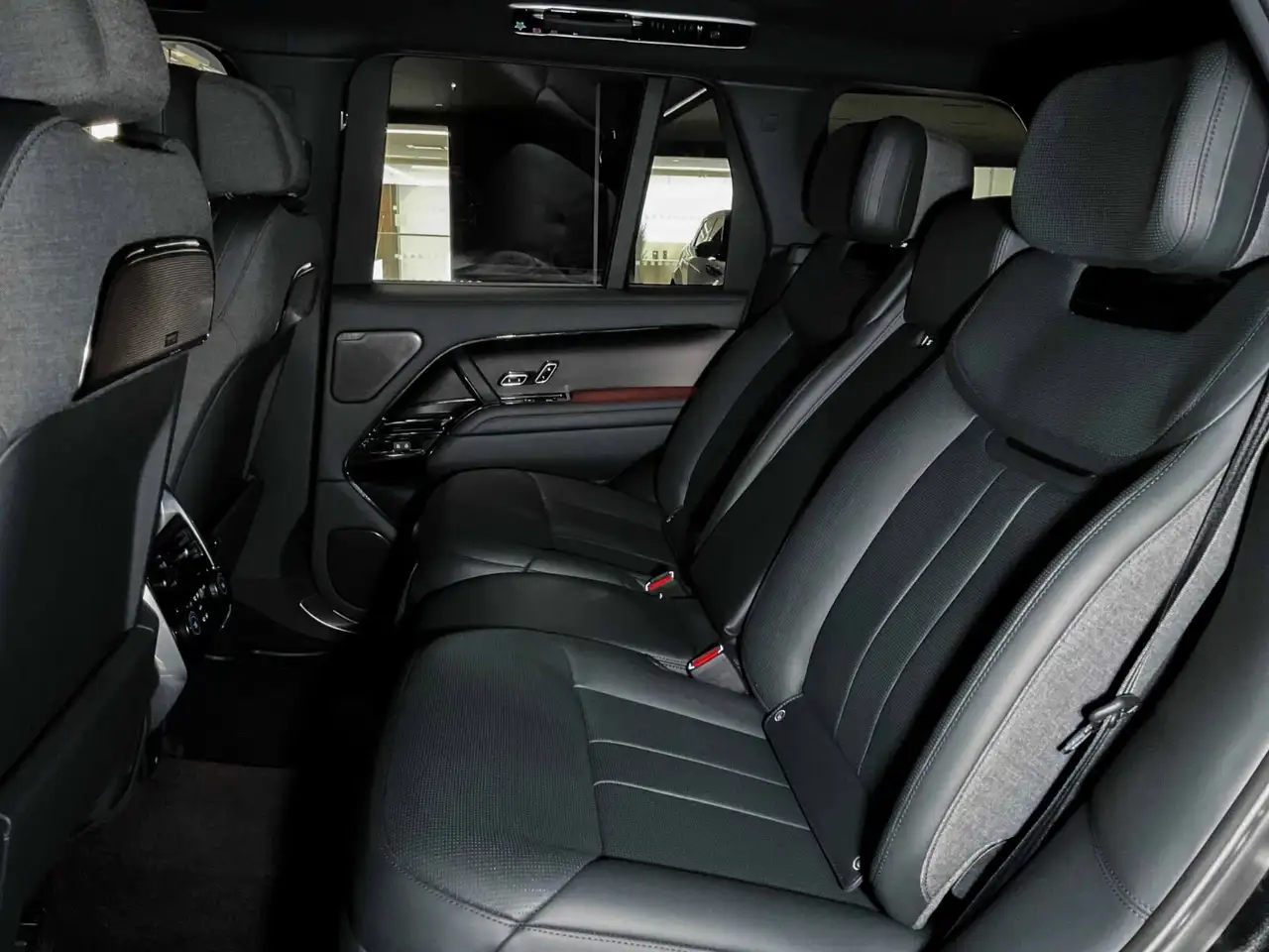 Land Rover Range Rover снимка Land Rover Range Rover