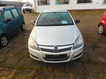 Fotografie Opel Astra Fließheck 5-Türer 1.4 Selection