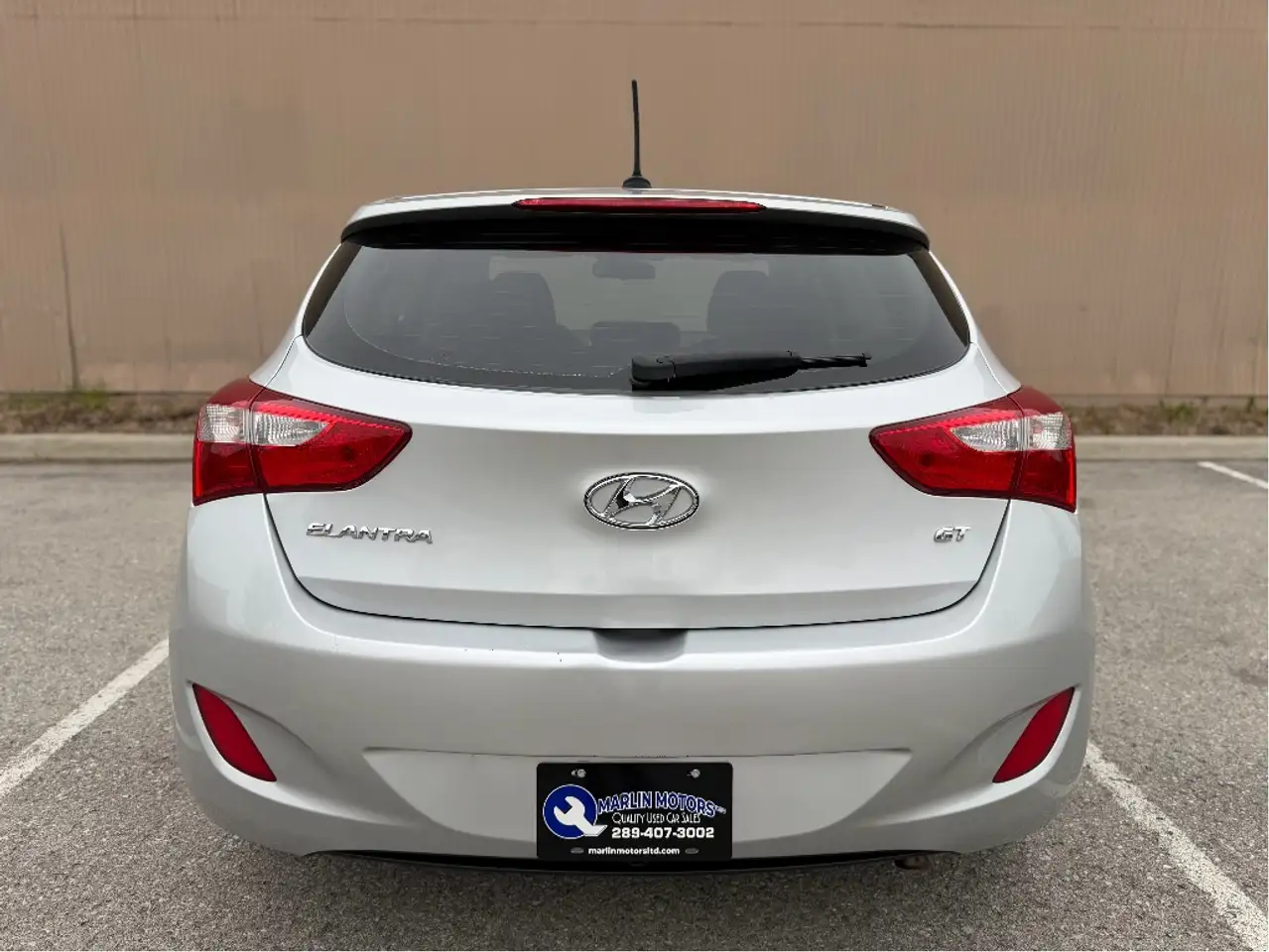 Hyundai ELANTRA снимка Hyundai ELANTRA