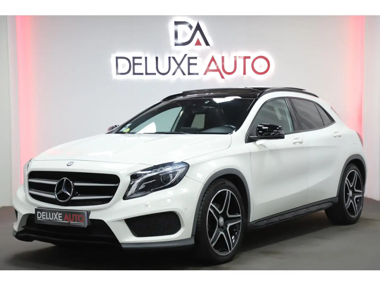 Mercedes-Benz GLA 200 200d Fascination 7G-DCT Blanc - 1