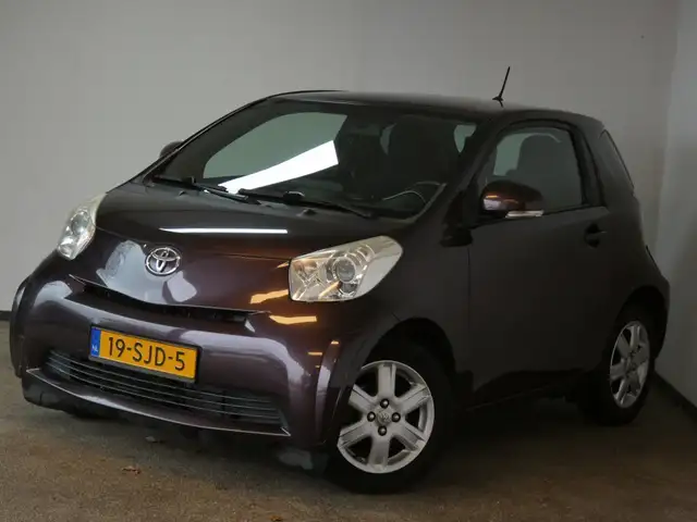 Toyota iQ 1.0 VVTi Comfort Nwe APK airco