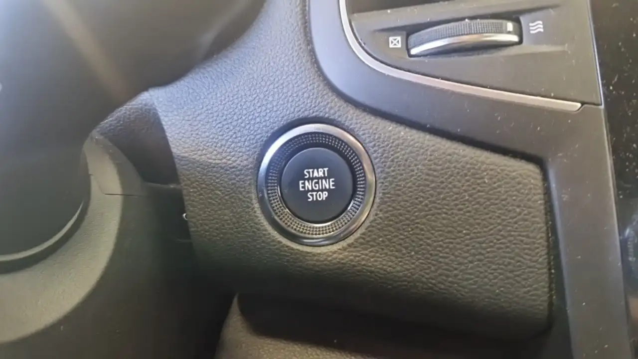 Renault Megane Berline — photo 18