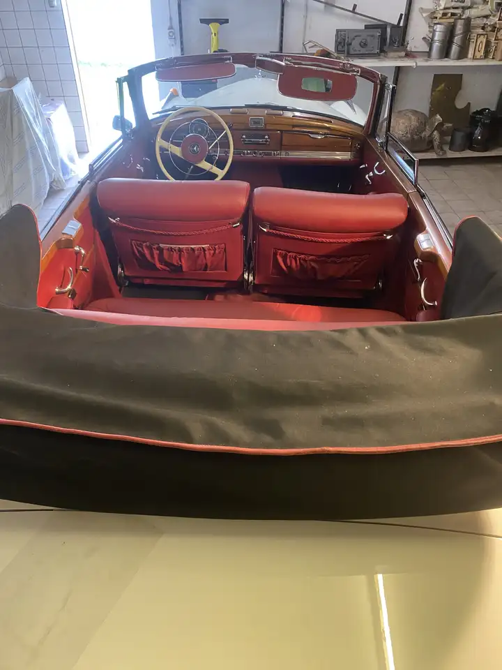Mercedes-Benz 300 Leder, foto 3