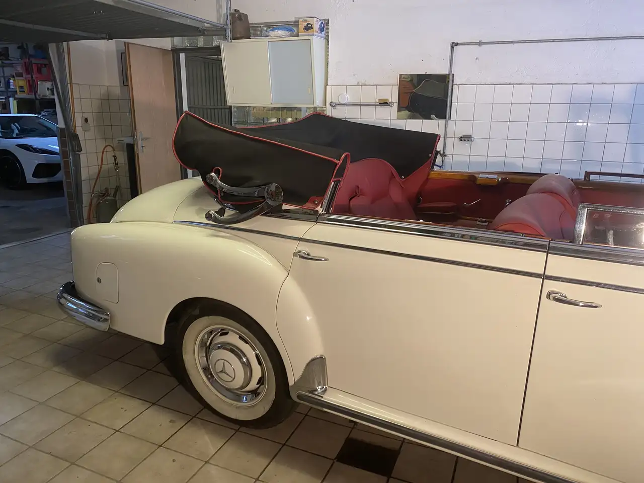 Mercedes-Benz 300 Leder, foto 4