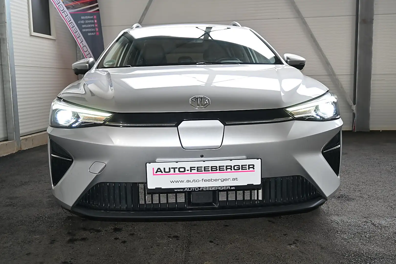 MG MG5 EV Luxury 50,3 kWh Standard Reichweite; Leder, ... Silber - 2