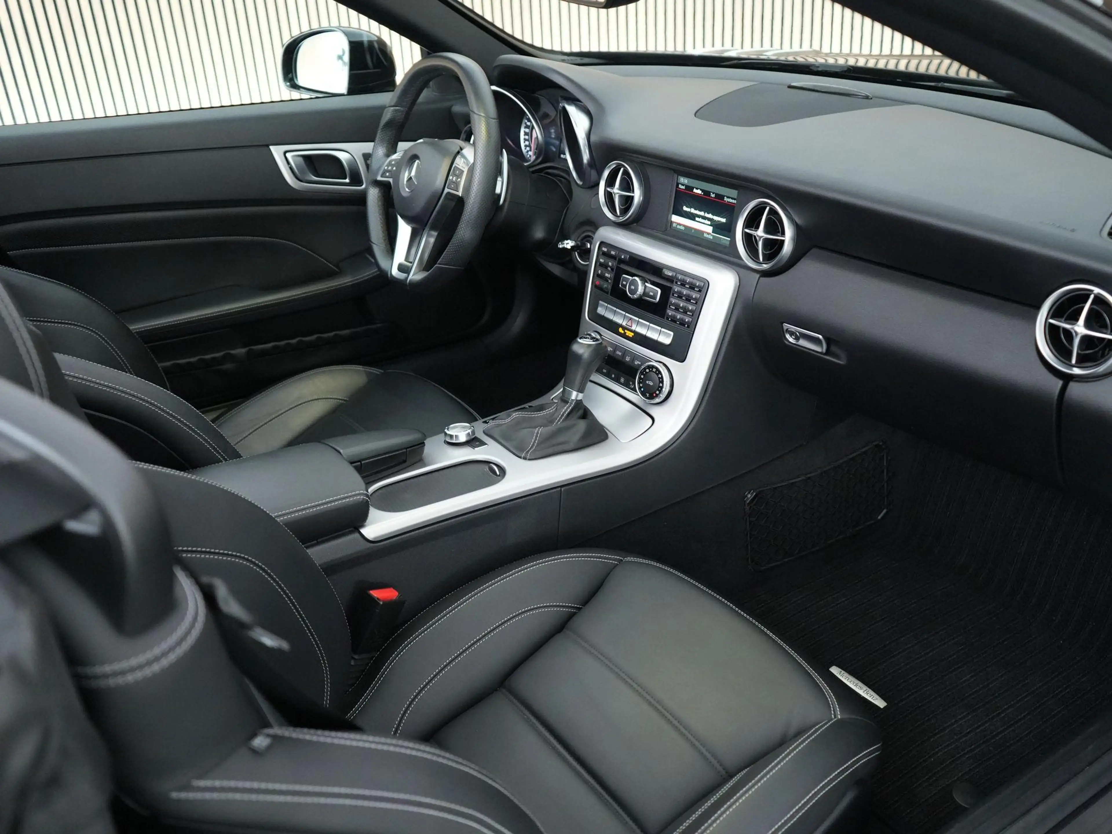 Mercedes-Benz SLK 55 AMG 421pk |pano/vario dak|Harman&Kardon|leder|navi|mem — photo 5