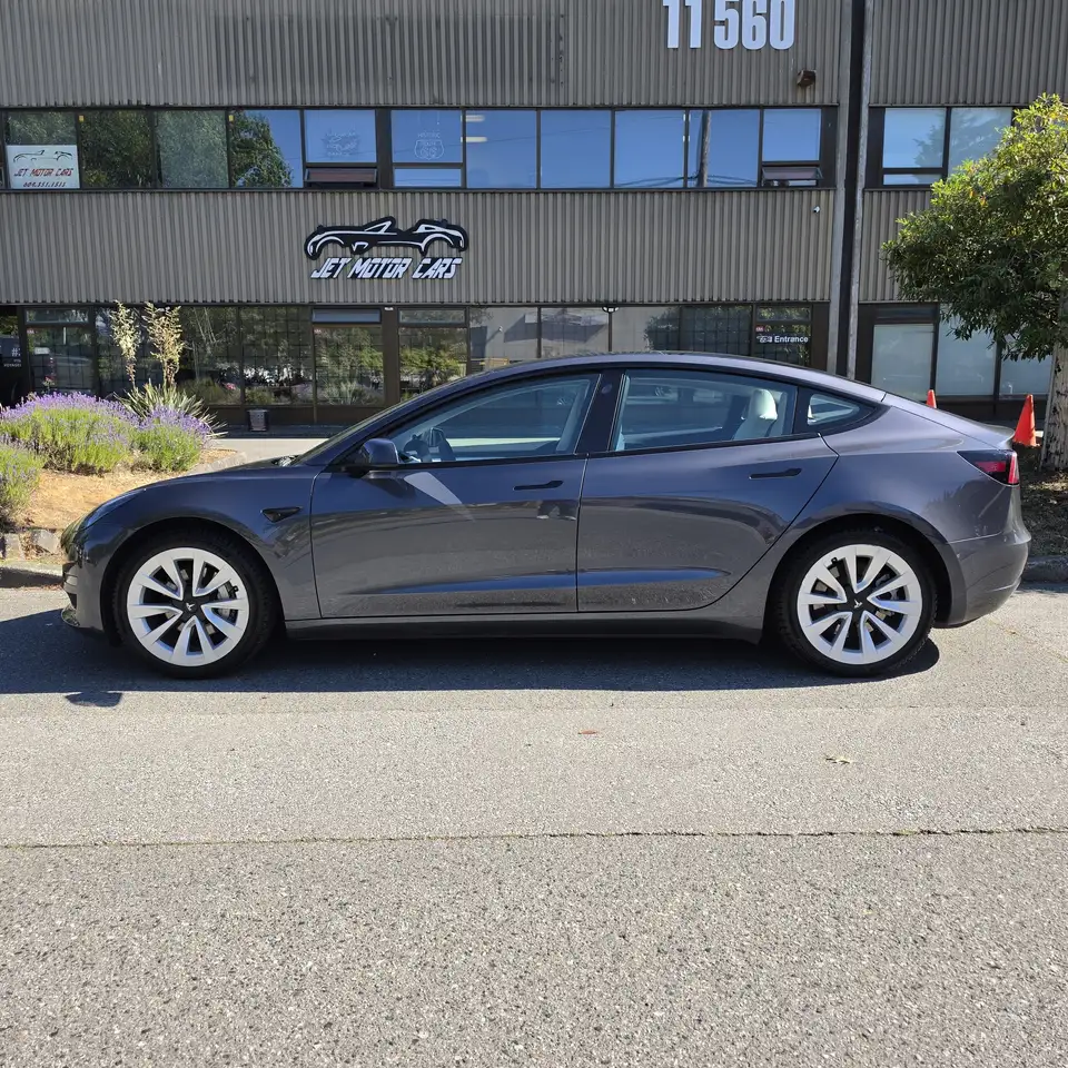 Tesla Model 3 fotografie Tesla Model 3