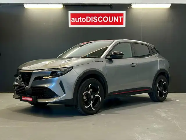 Alfa Romeo Junior 1.2 ibrida Speciale 145cv AUTOMATICA *PREZZO PROMO*