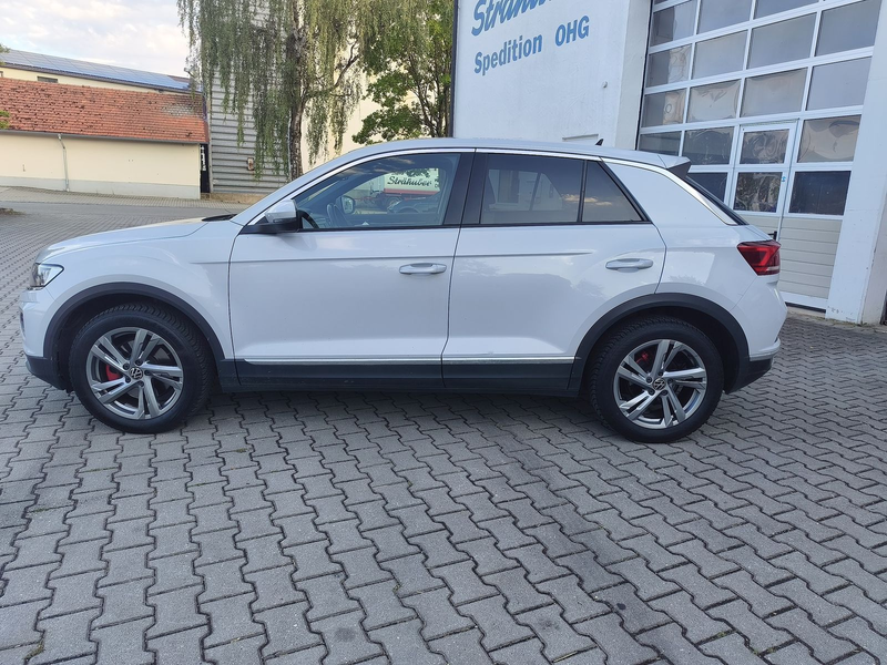 Volkswagen T-Roc 1.5 TSI Sport STDHEIZ/AHK/LED/PDC — photo 4