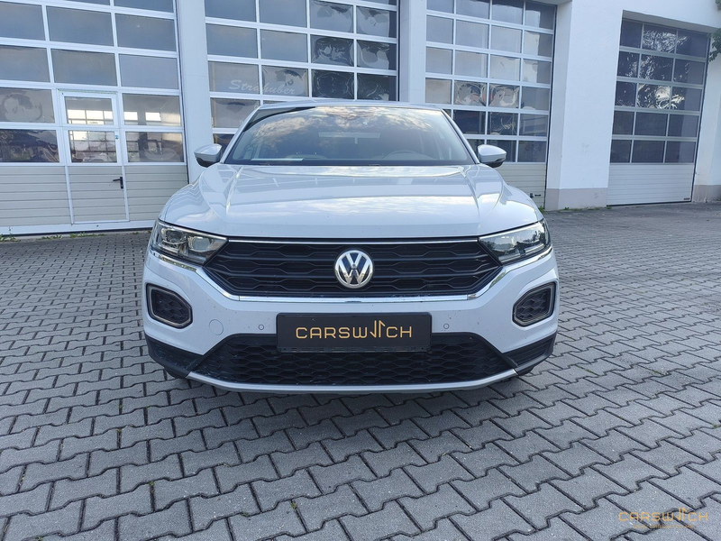 Volkswagen T-Roc 1.5 TSI Sport STDHEIZ/AHK/LED/PDC — photo 9
