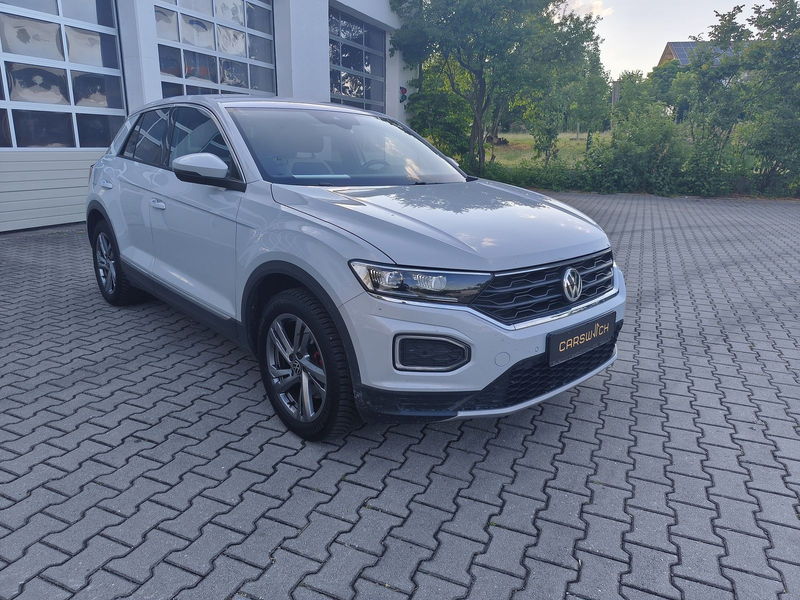 Volkswagen T-Roc 1.5 TSI Sport STDHEIZ/AHK/LED/PDC — photo 3