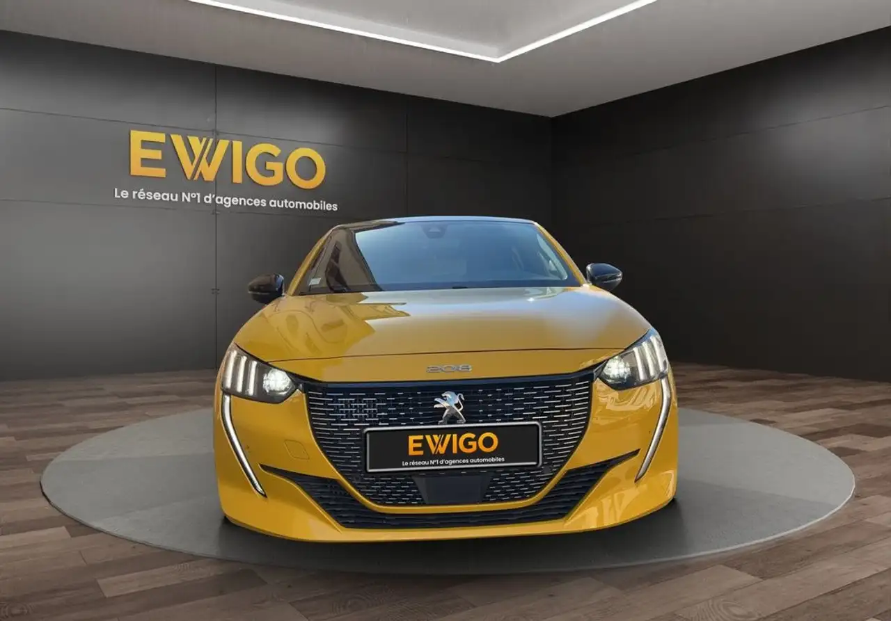Peugeot 208 208 — photo 10