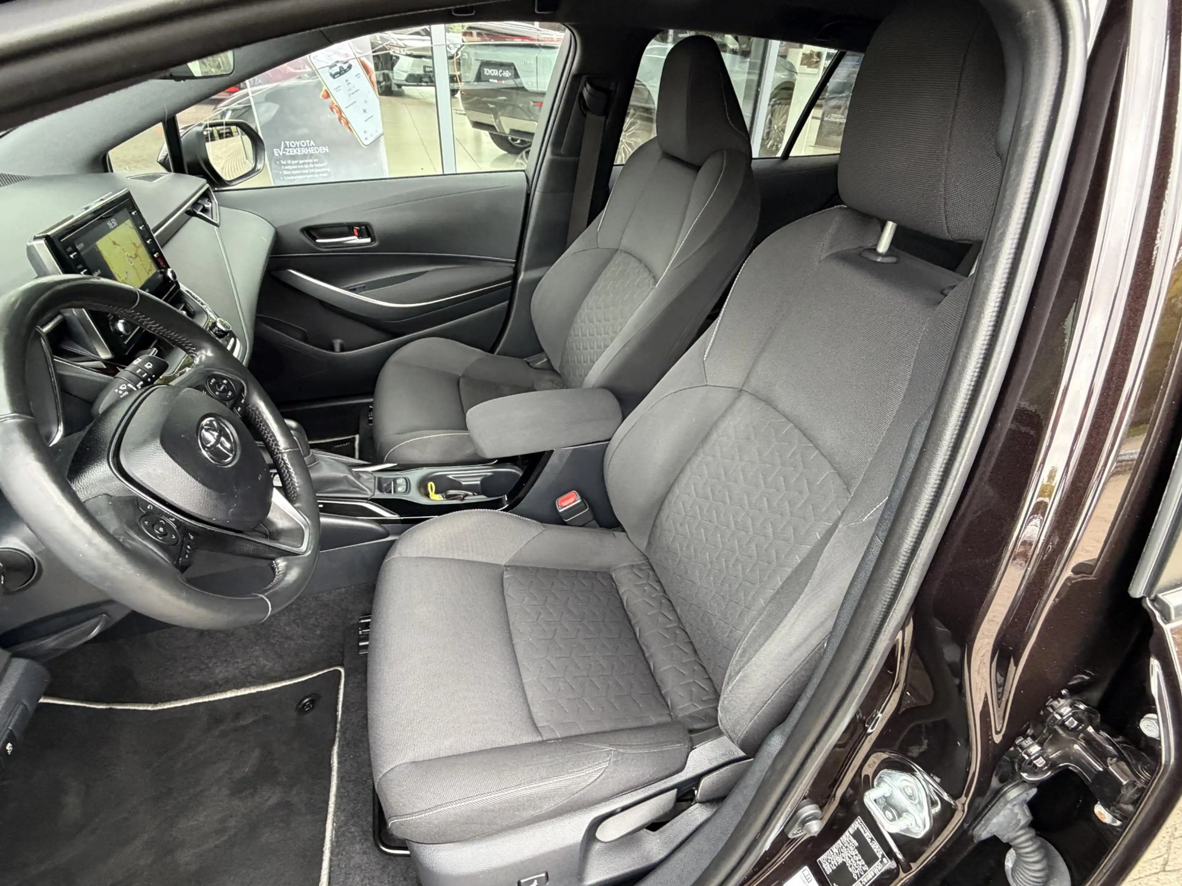 Toyota Corolla Touring Sports 1.8 Hybrid Style Trekhaak Navi Crui — photo 17