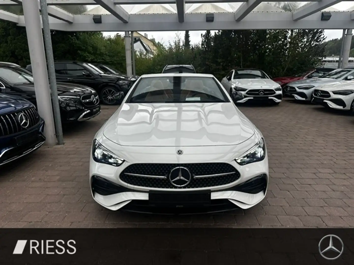 Mercedes-Benz CLE 300 4M Cb AMG Sport Night STH AHK Burmes 360 20" Blanco - 2