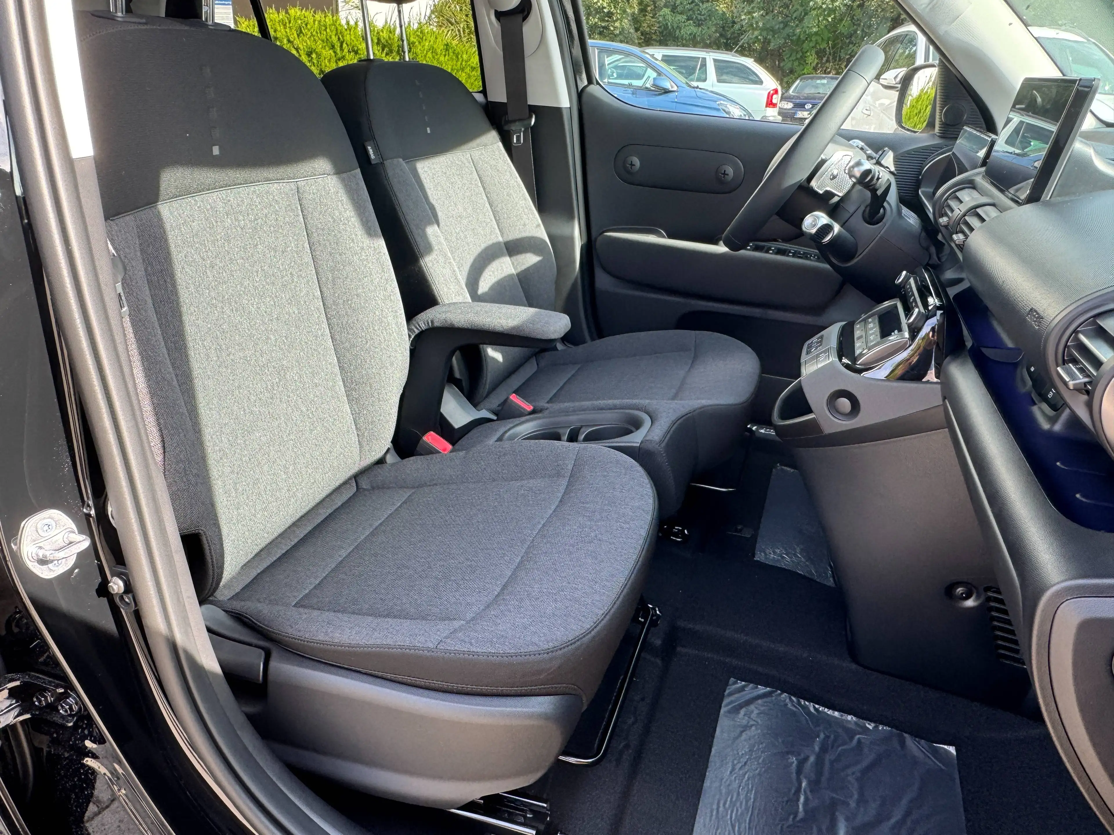 Hyundai Inster Prime 49 kWh (115 PS) V2L-Paket, — photo 14