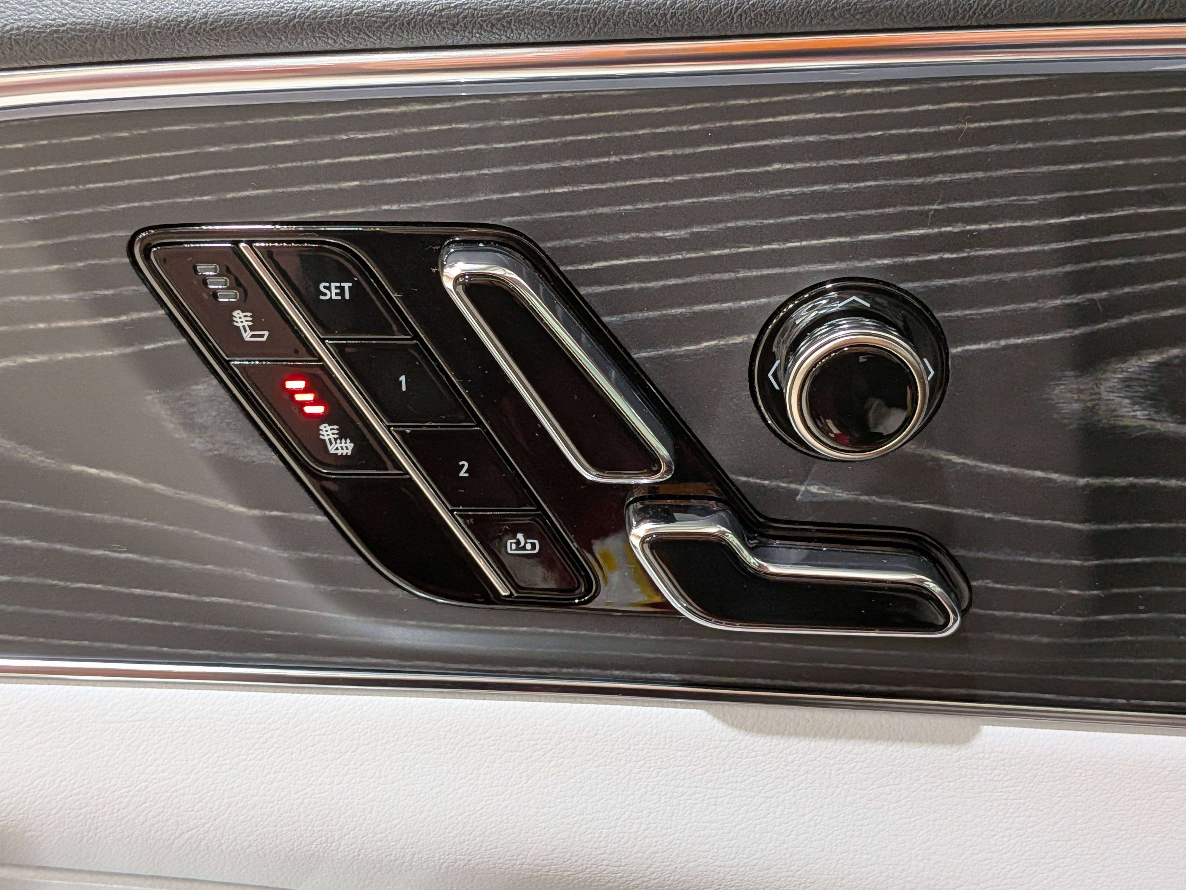 Cadillac LYRIQ 2024
