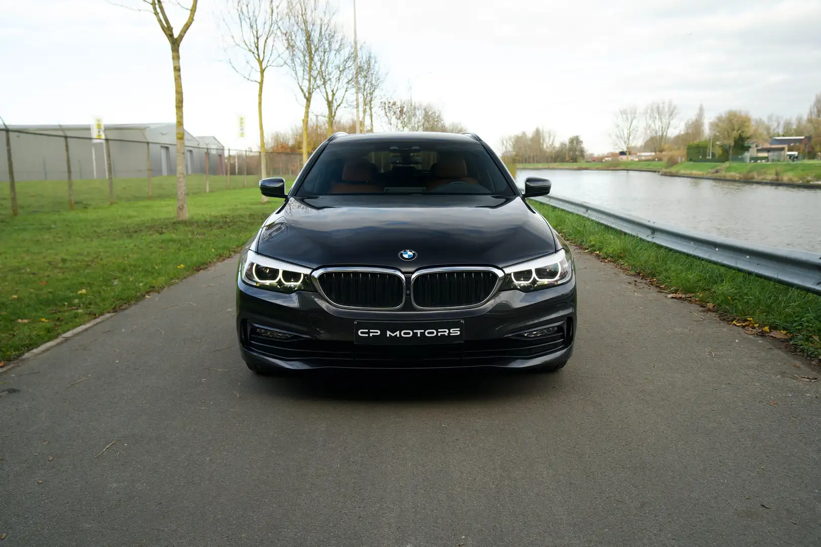 BMW 520 d | SPORT LINE | TREKHAAK | 360° | ACC | TOP !! Noir - 2