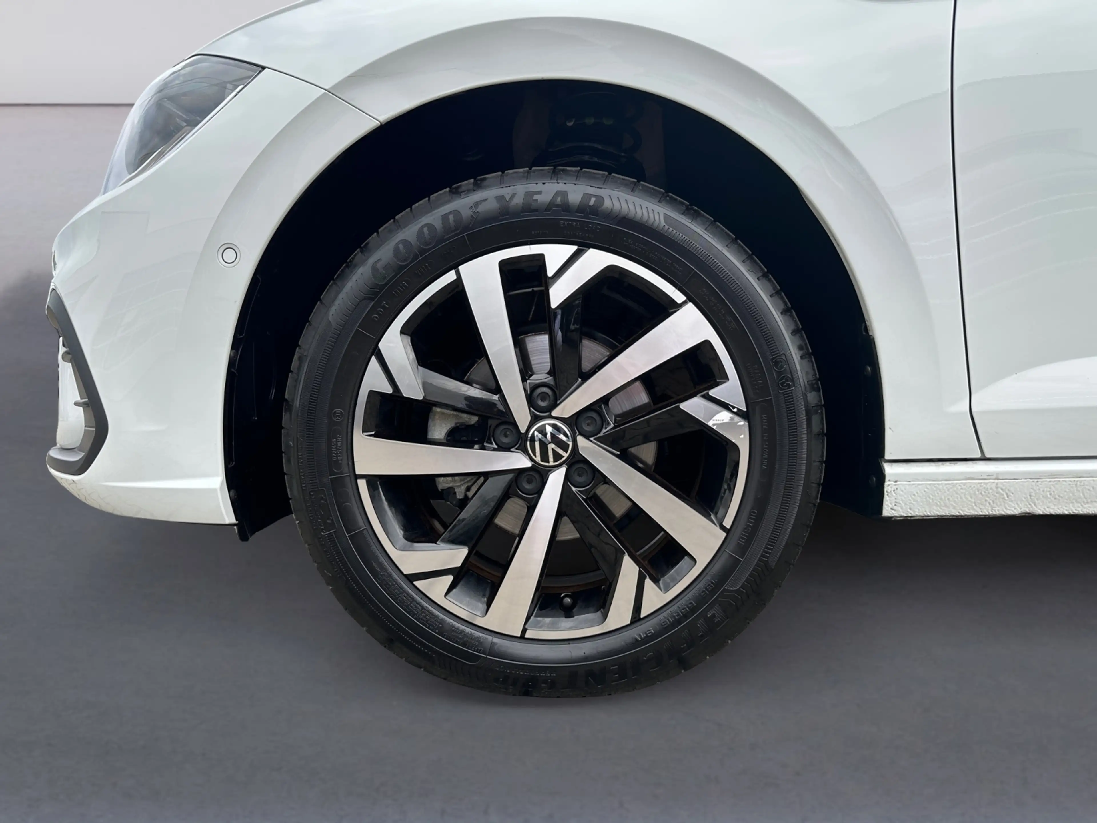 Volkswagen Polo Goal 1.0 TSI OPF DSG NAVI / ACC / SITZHEIZUNG — photo 14