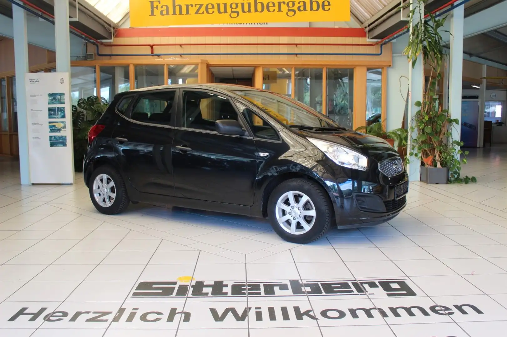 Kia Venga Vision Noir - 1
