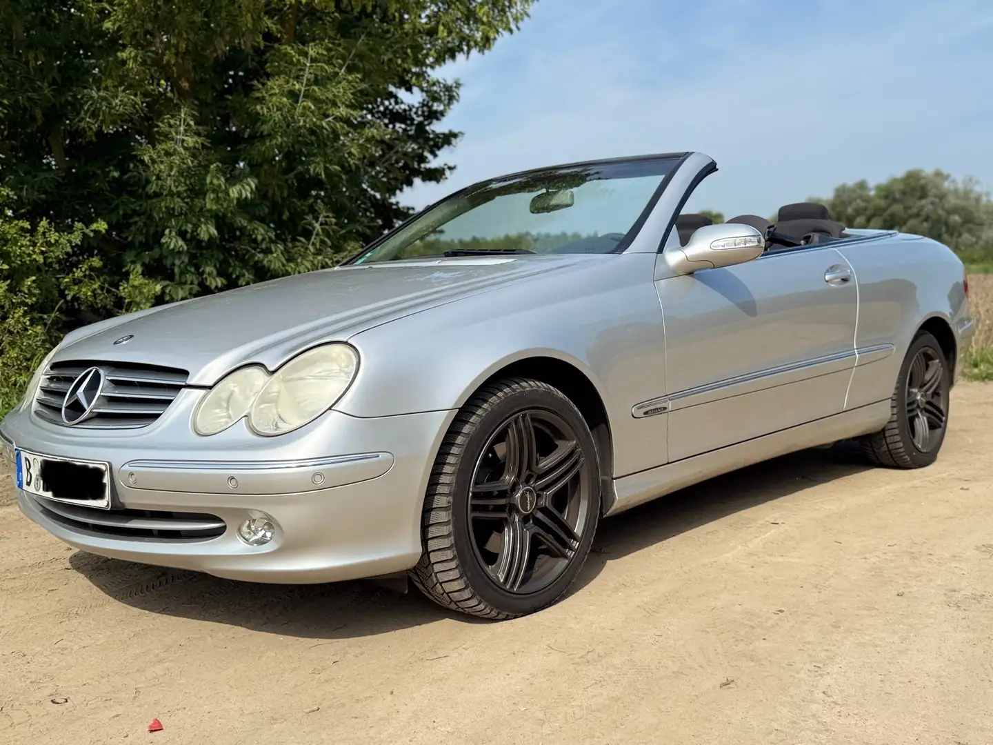 Mercedes-Benz CLK 320 Cabrio Elegance Silber - 2