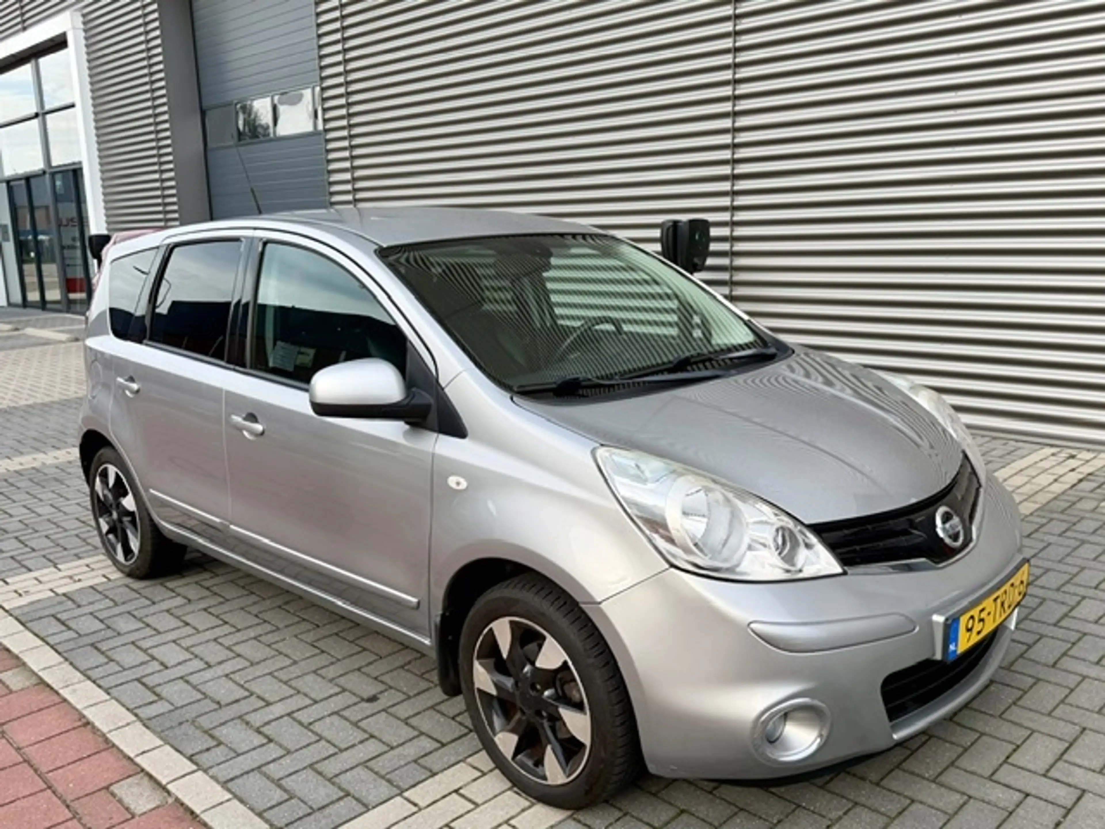 Nissan Note 1.6 Connect Edition Automaat Cruise Navi BT — photo 2