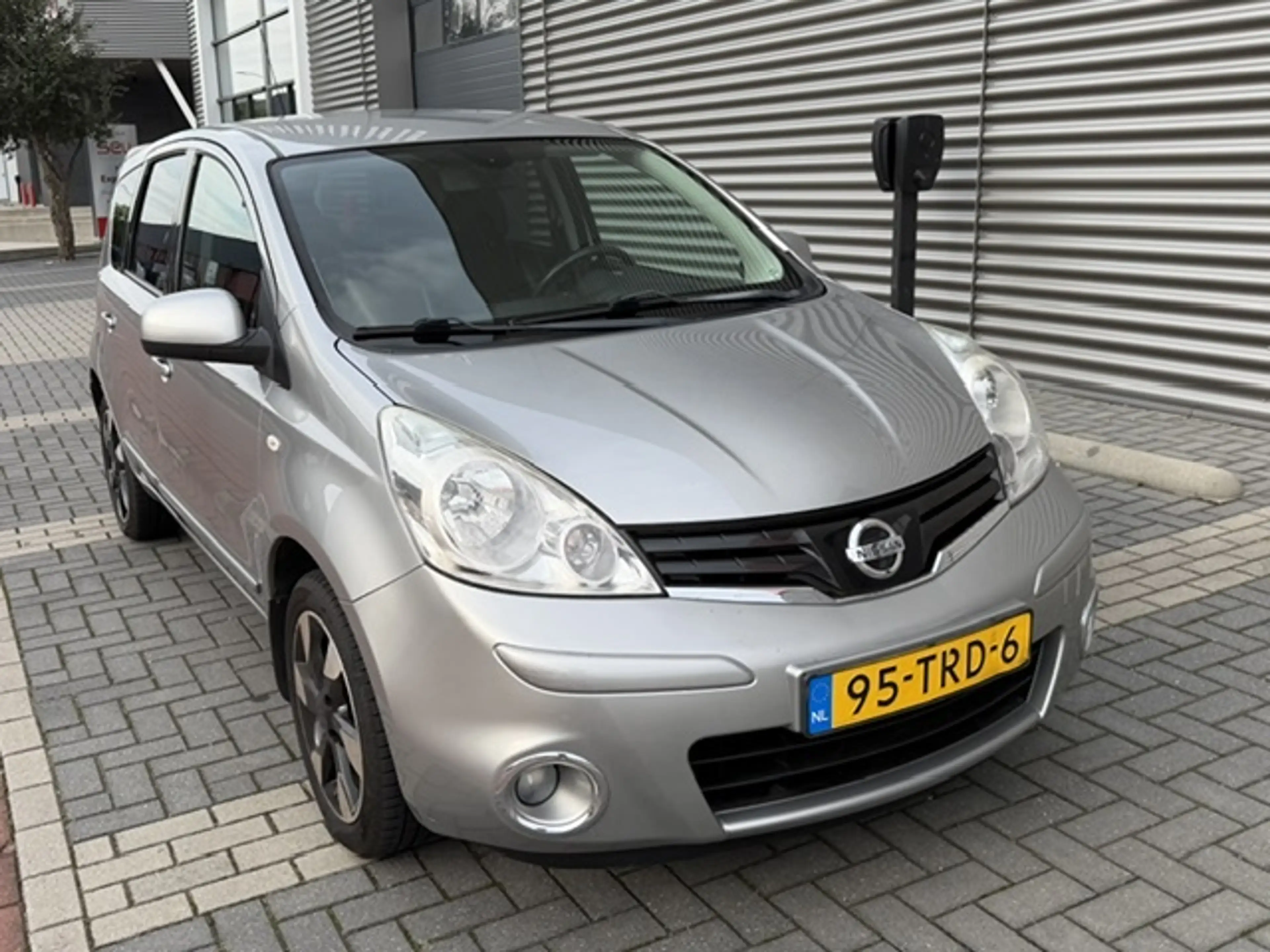 Nissan Note 1.6 Connect Edition Automaat Cruise Navi BT — photo 3