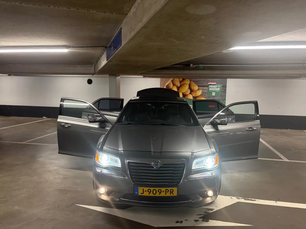 Lancia Thema