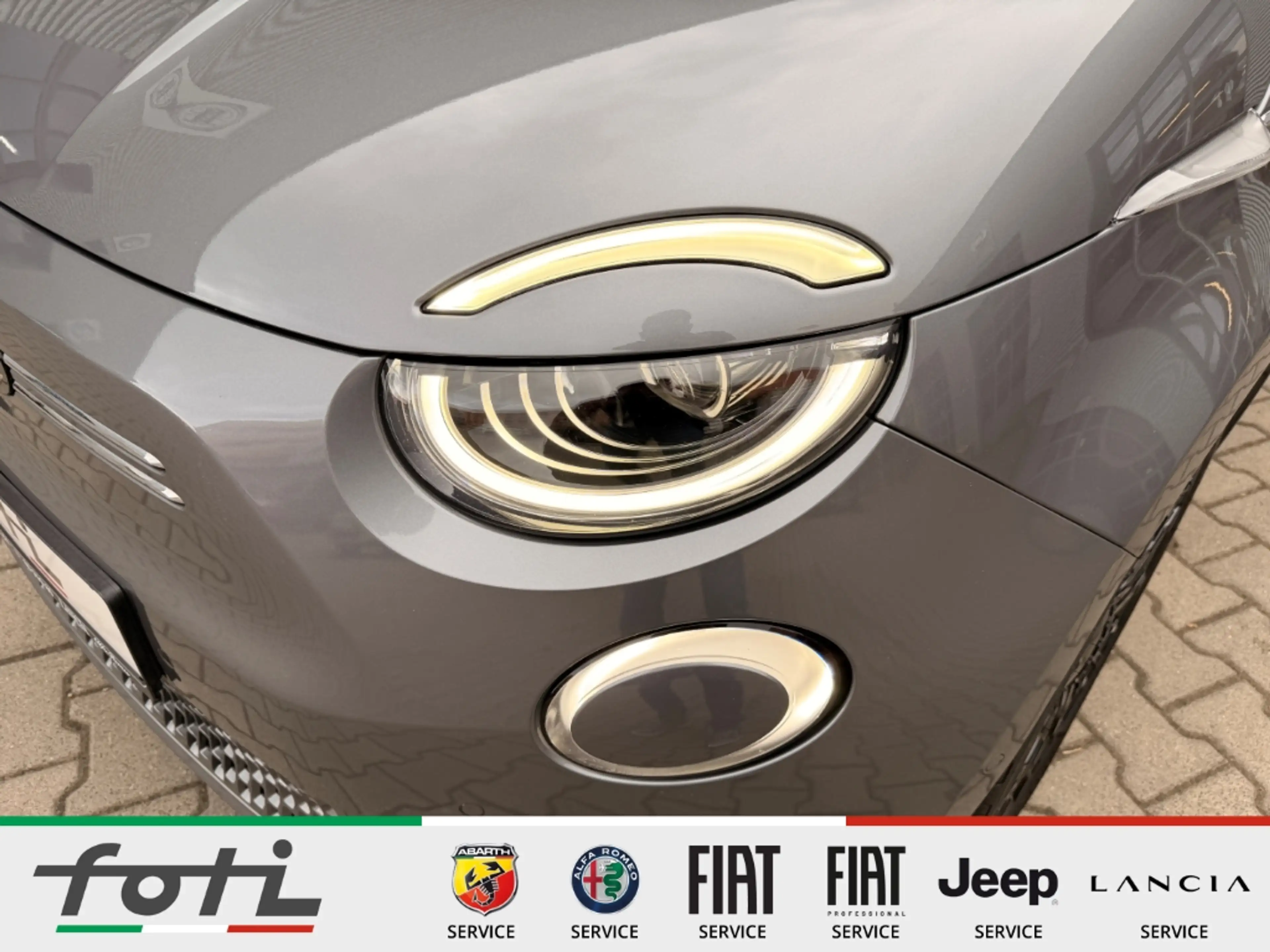 Fiat 500e La Prima by Bocelli 42kWh 118PS Leder — photo 8