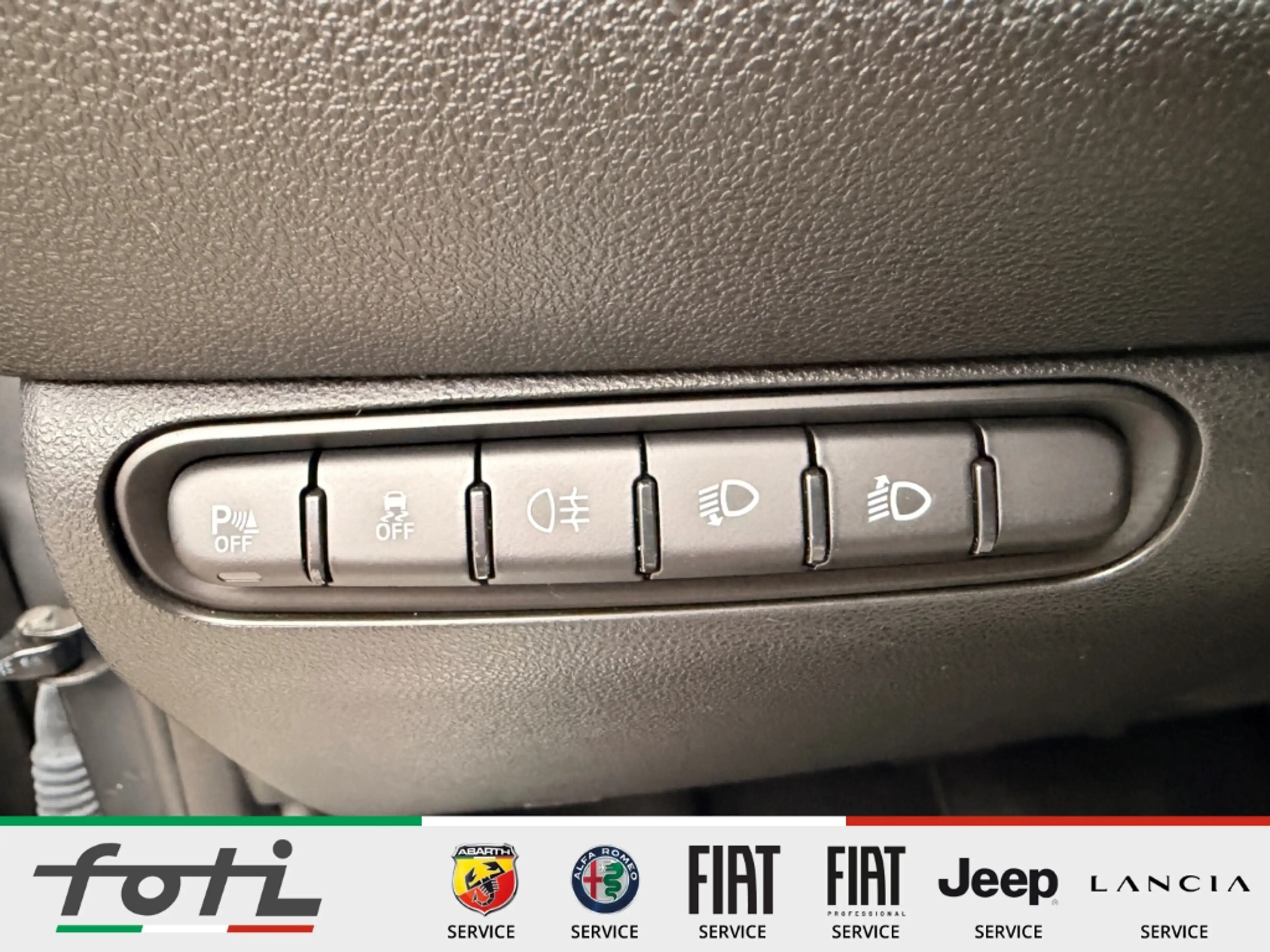 Fiat 500e La Prima by Bocelli 42kWh 118PS Leder — photo 12