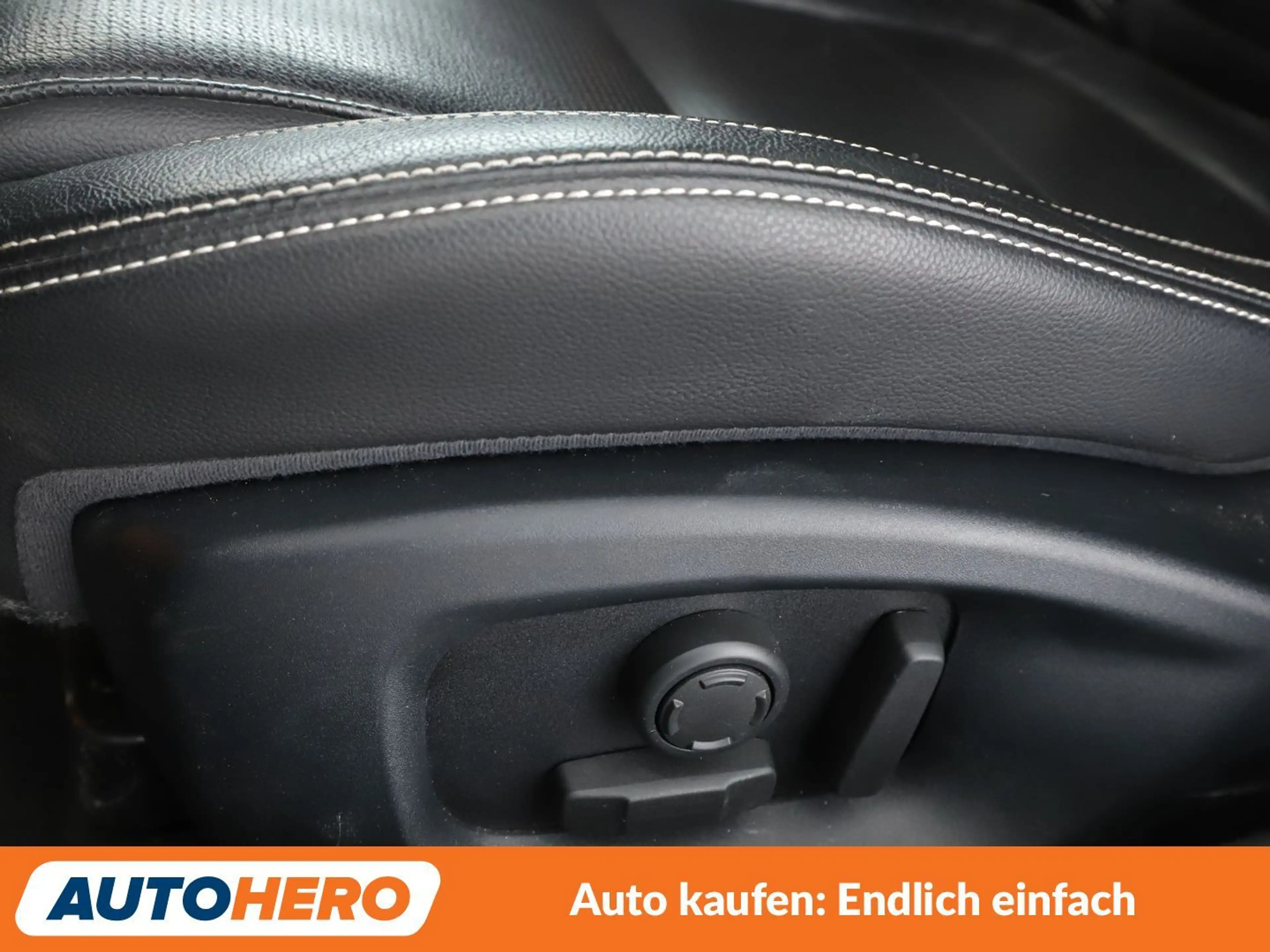 Jaguar XF 30d R-Sport Aut.*NAVI*HUD*XENON*TEMPO*CAM*PDC* — photo 15