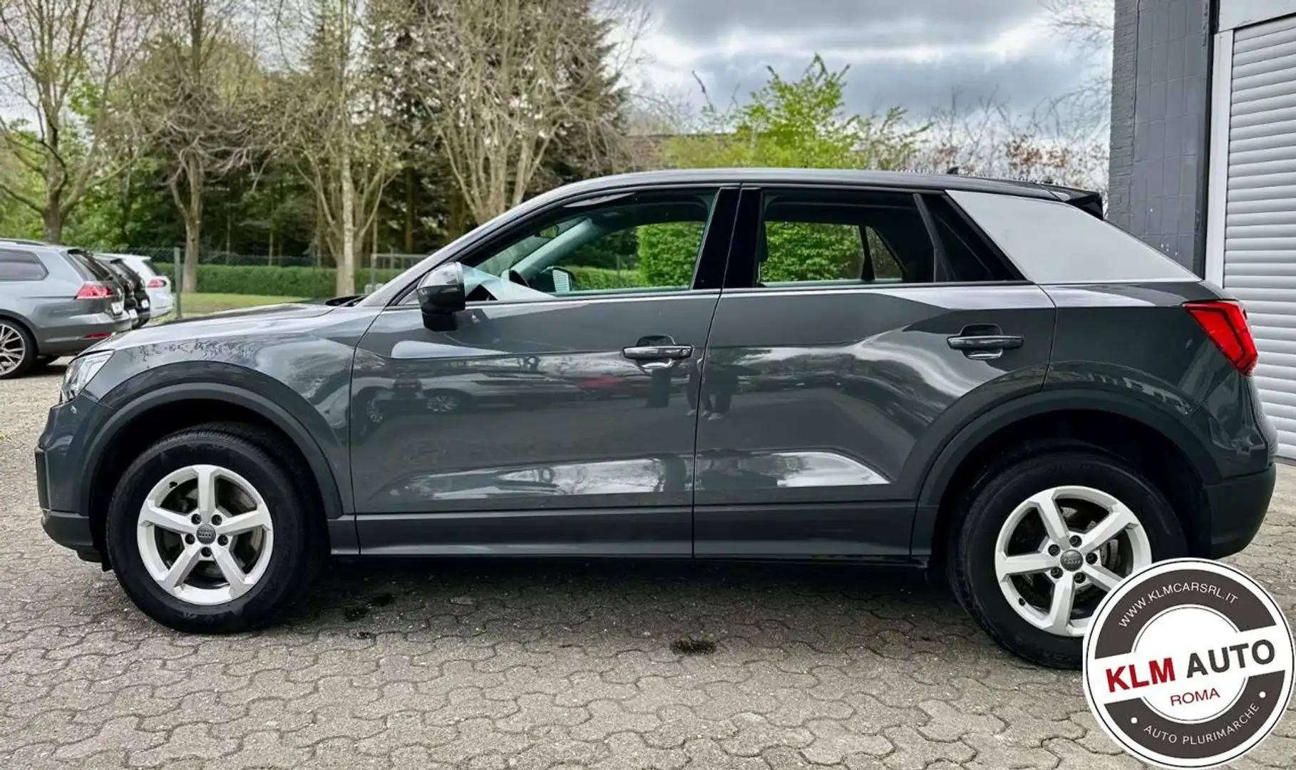 Audi Q2 1.4 TFSI COD S Line + 24 mesi garanzia Gris - 2