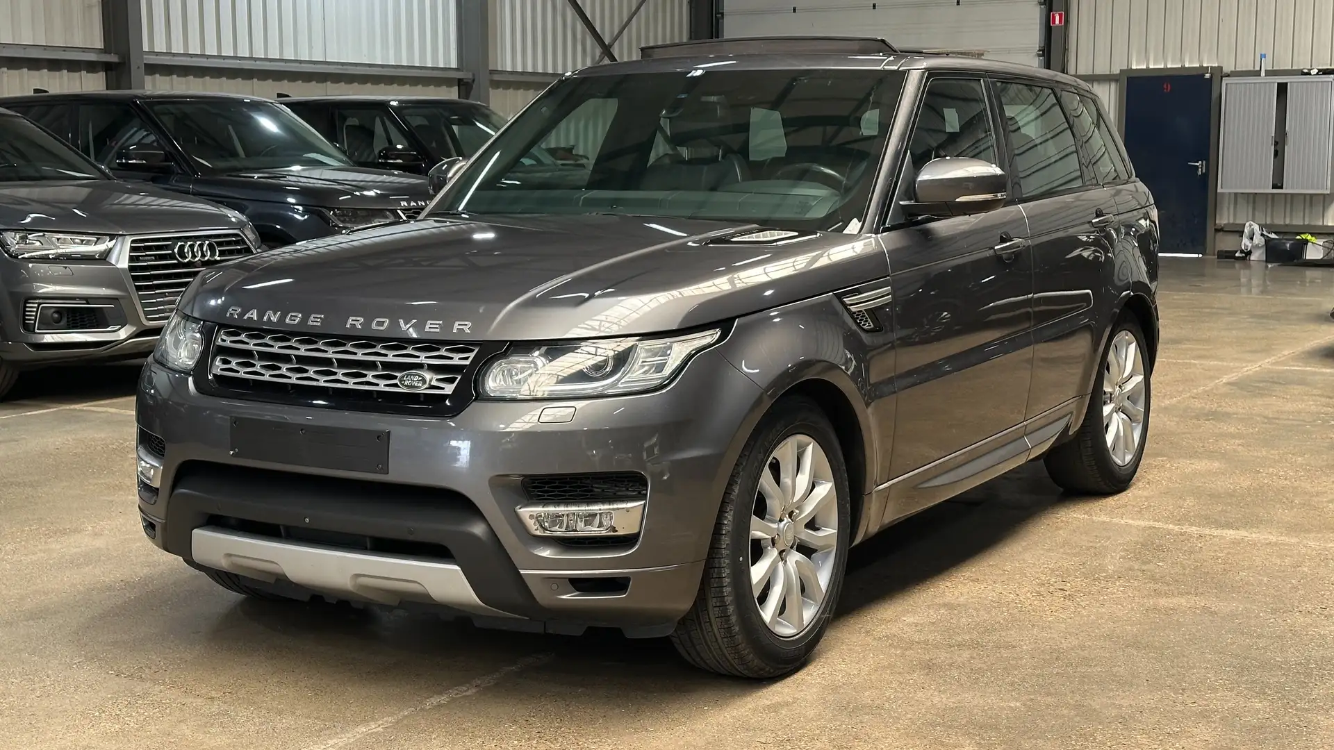 Land Rover Range Rover Sport 3.0 TDV6 HSE Grijs - 1