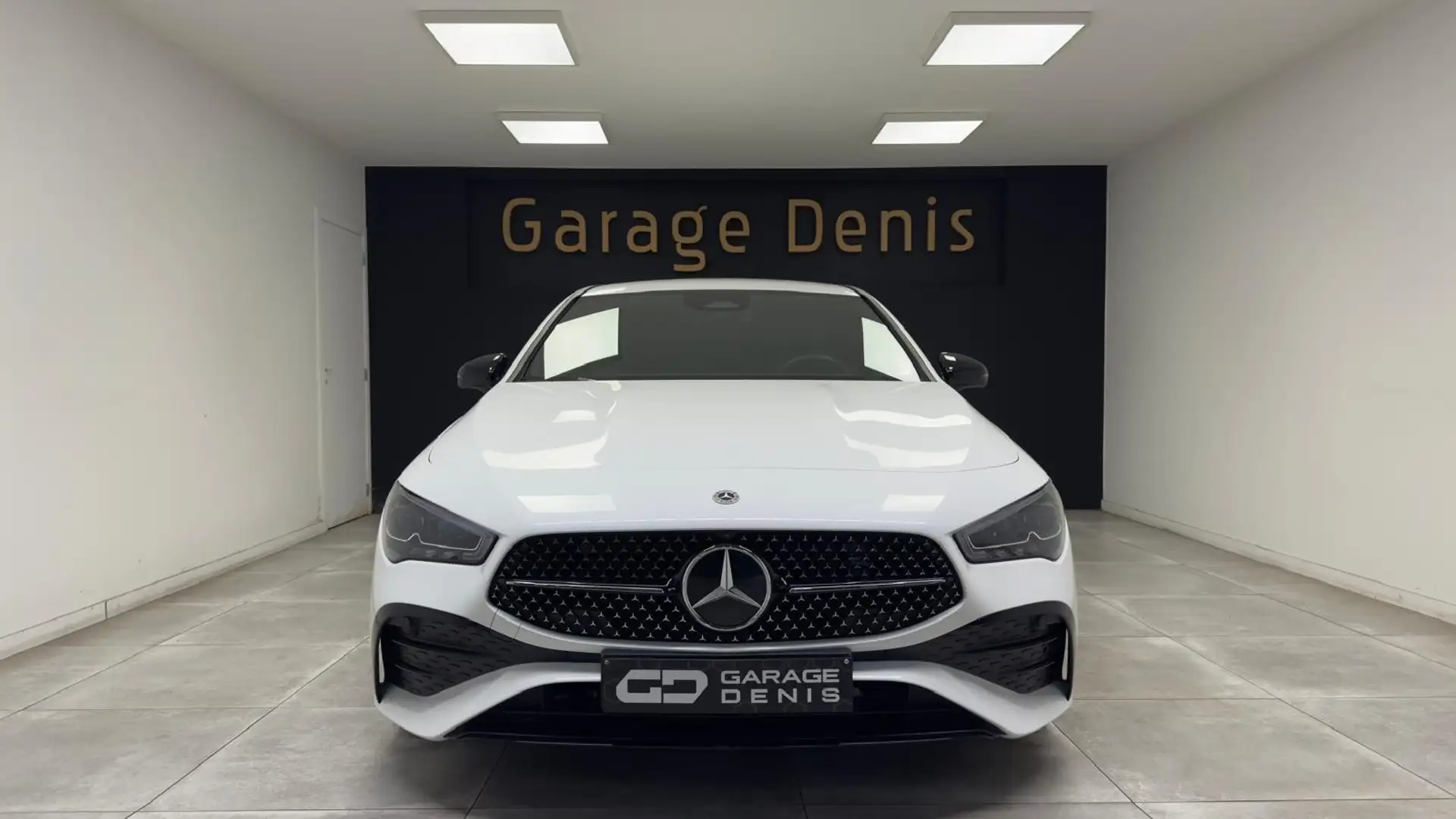 Mercedes-Benz CLA 200 Shooting Brake 200 AMGLine*NEW MOD*GPS+CAMERA*LED Blanc - 2