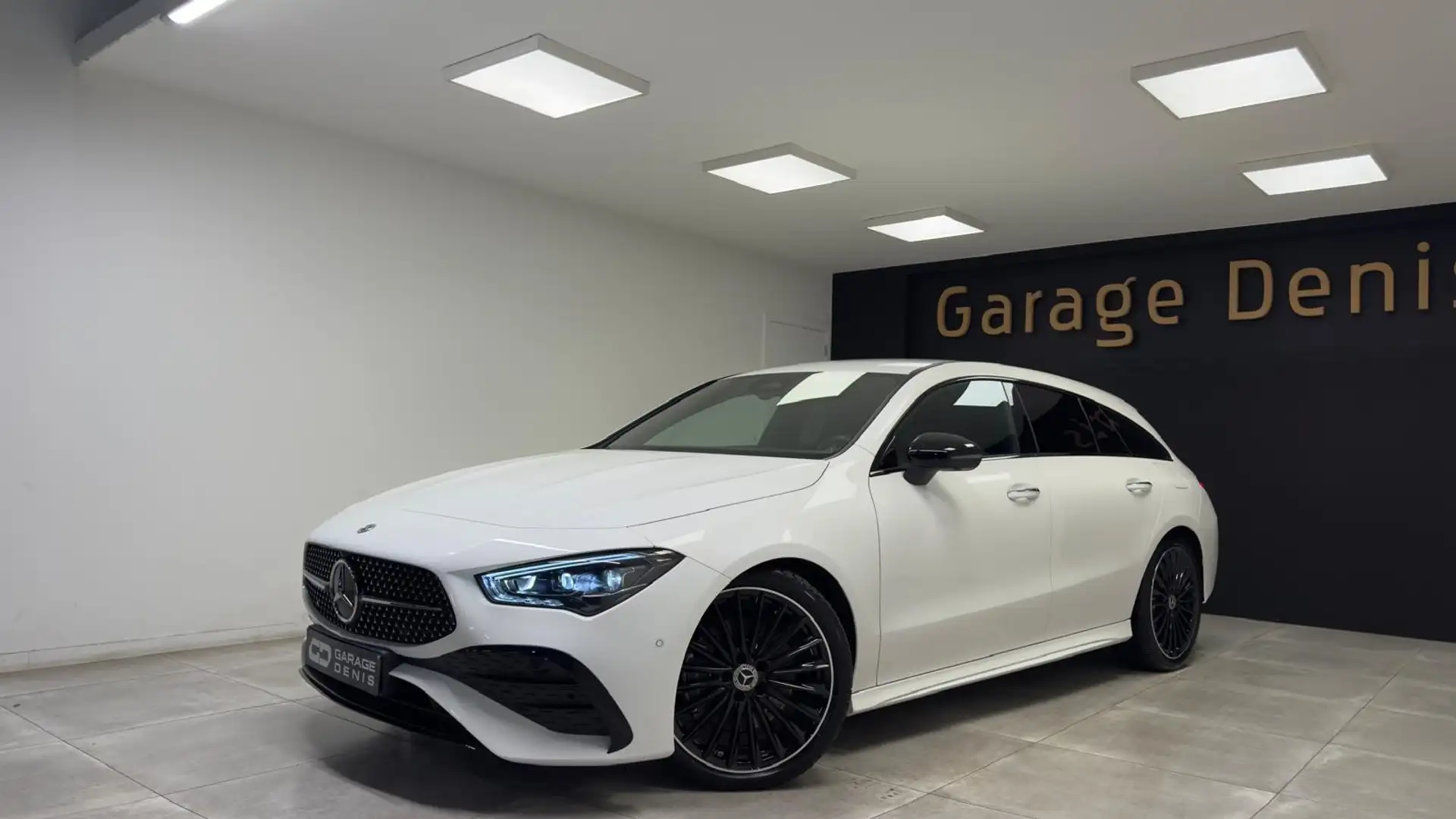 Mercedes-Benz CLA 200 Shooting Brake 200 AMGLine*NEW MOD*GPS+CAMERA*LED Blanc - 1