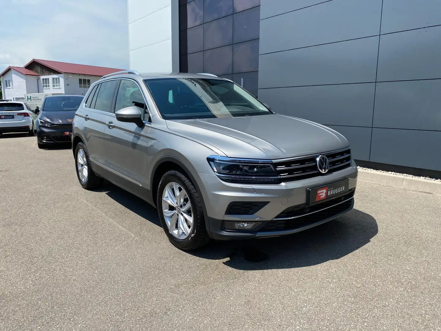 Volkswagen Tiguan 2.0 TDI DSG HIGHLINE NAVI LED SHZg. AHK Argento - 2
