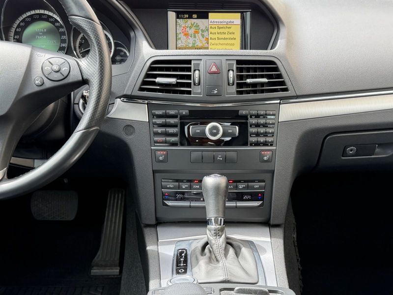 Mercedes-Benz E 200 CGI °Coupe°Elegance°76Tkm°2.Hand°Leder°Nav — photo 15