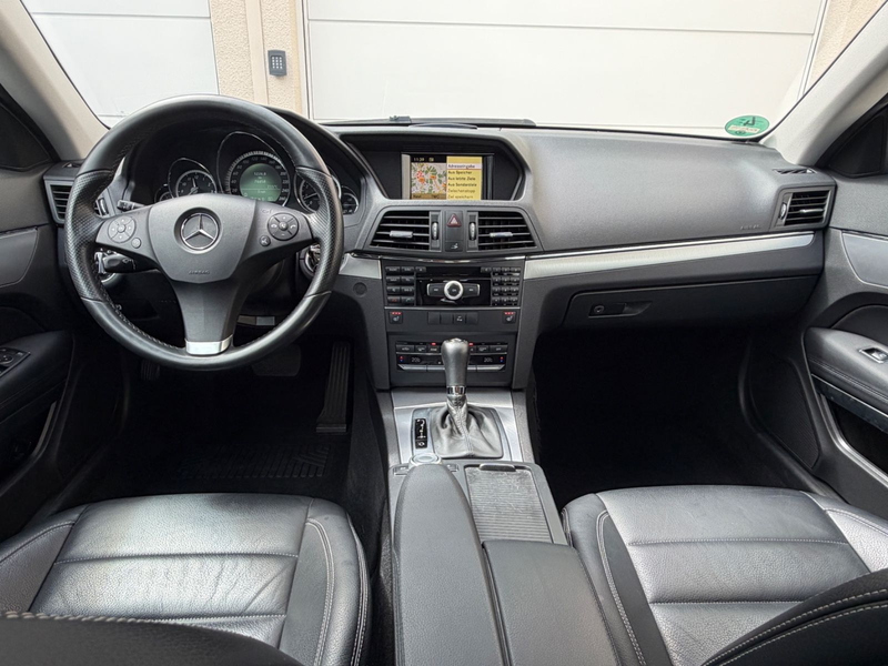Mercedes-Benz E 200 CGI °Coupe°Elegance°76Tkm°2.Hand°Leder°Nav — photo 14