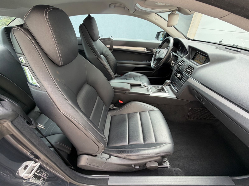 Mercedes-Benz E 200 CGI °Coupe°Elegance°76Tkm°2.Hand°Leder°Nav — photo 11